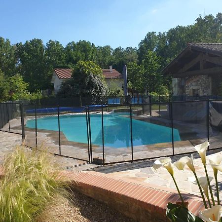 Les Genets Hotel Orleat Bagian luar foto