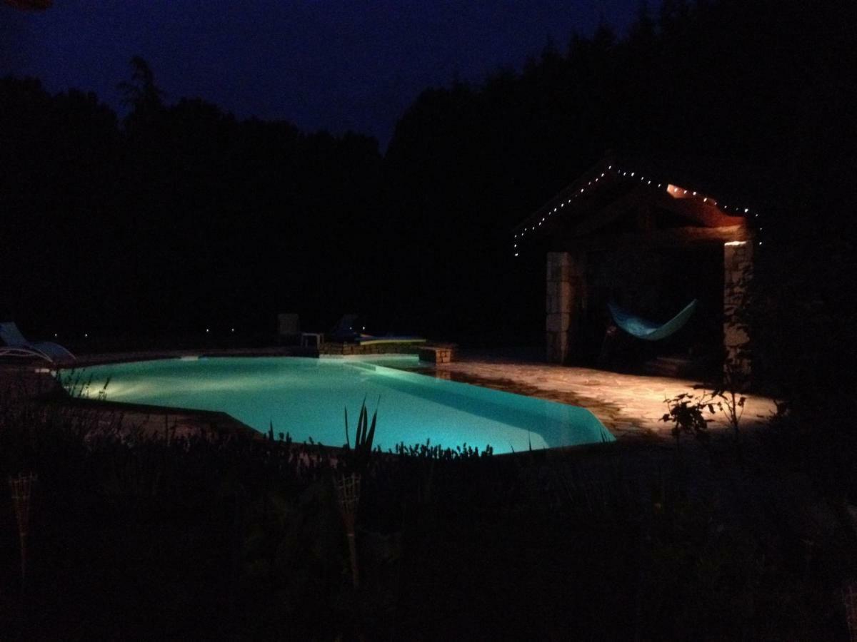 Les Genets Hotel Orleat Bagian luar foto
